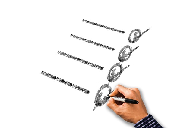 Checklist con segni di spunta